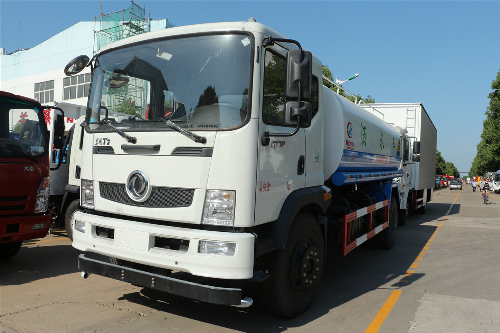 东风T3（12方）CLW5161GSST5型洒水车