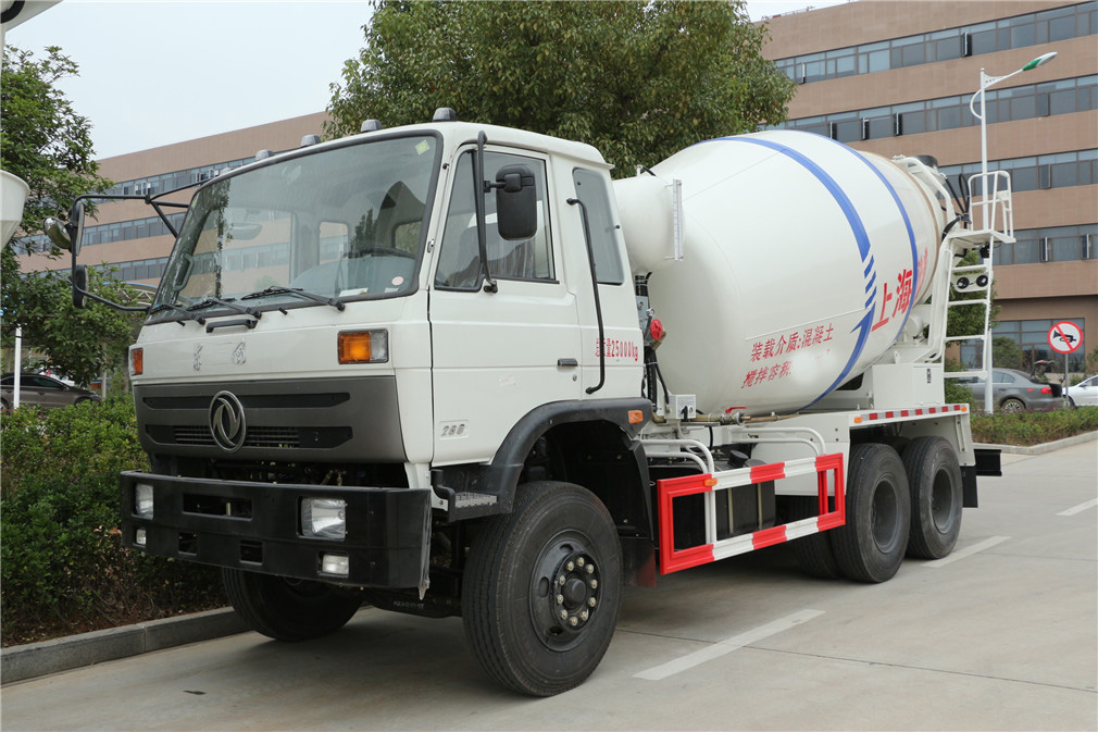 东风153 EQ5250GJBLV搅拌车