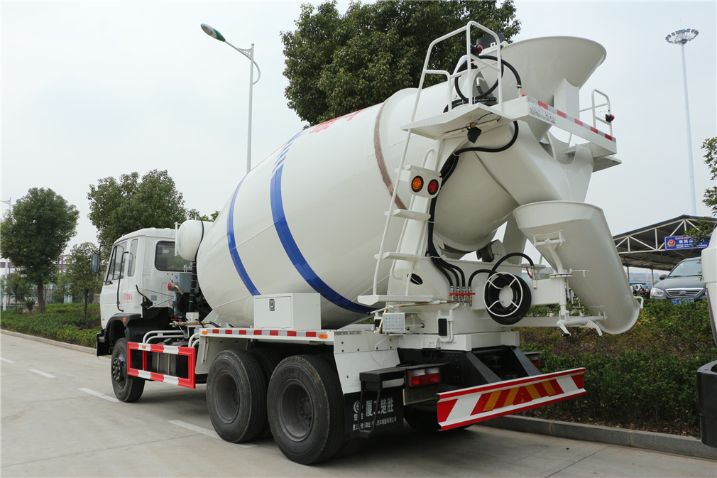 东风153 EQ5250GJBLV搅拌车