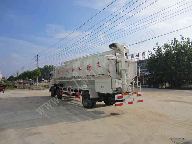 东风天锦前四后四30方散装饲料运输车